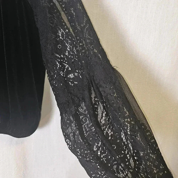 Free People Dream Team Velvet l/ Lace Whimsigoth Black XS Blouse - Picture 8 of 14